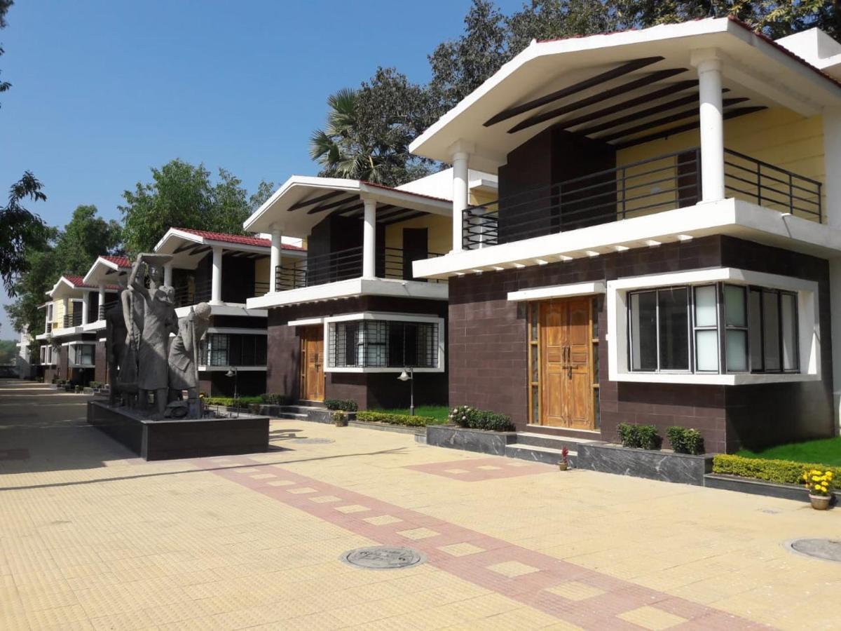 Panthashala Santiniketan Hotell Sri Niketan Eksteriør bilde