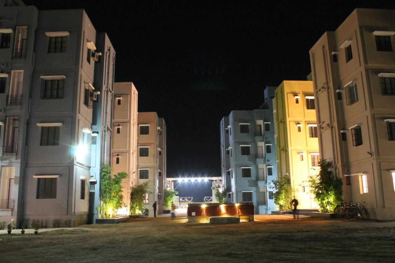 Panthashala Santiniketan Hotell Sri Niketan Eksteriør bilde