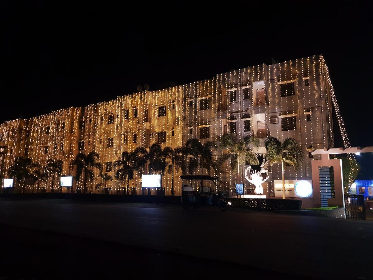 Panthashala Santiniketan Hotell Sri Niketan Eksteriør bilde